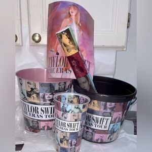 Taylor Swift Eras Tour 5PC Bundled fandom set